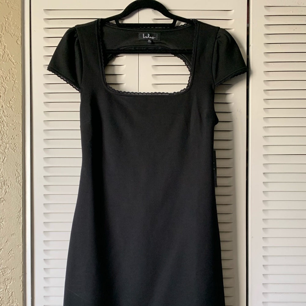 Black Cap sleeve Dress